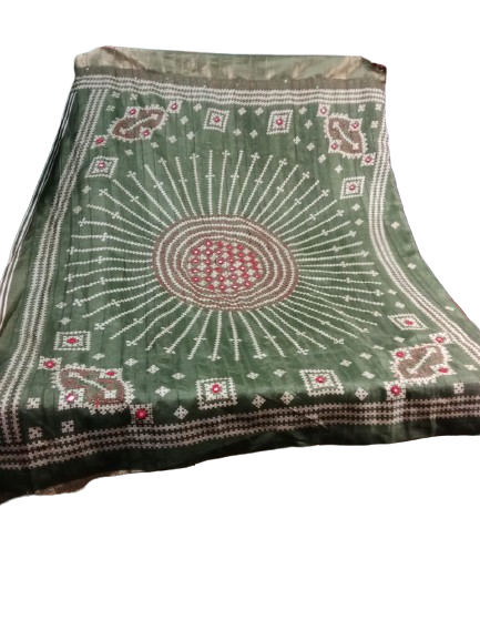 Kantha and Gujrati Stitch Saree - Image 3