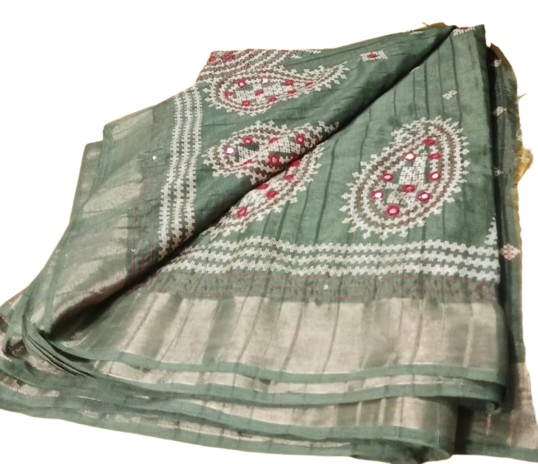 Kantha and Gujrati Stitch Saree - Image 4