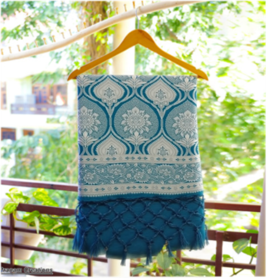 Blue Saree with silver zari minakari buta - Image 5